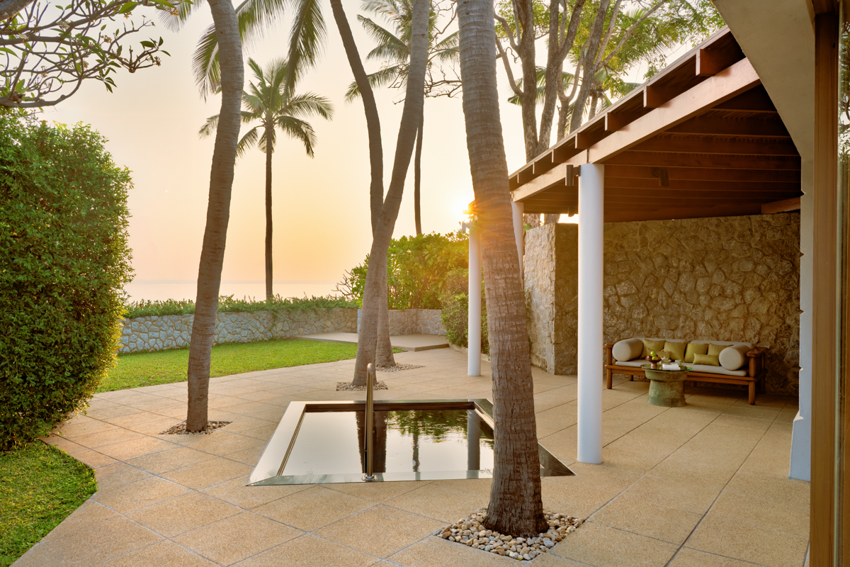 12 Chiva-Som Hua Hin_Leelawadee Suite_Private Garden (6)